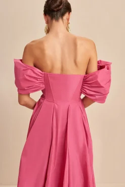 Gowns|Dresses><noscript><img width=