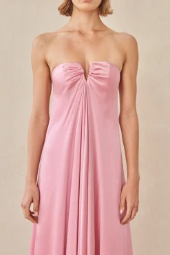 Gowns><noscript><img width=