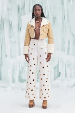 Outerwear><noscript><img width=