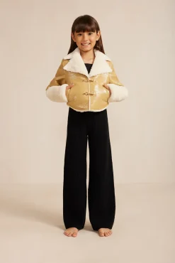 Kids><noscript><img width=