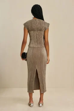 Tops|Sets><noscript><img width=