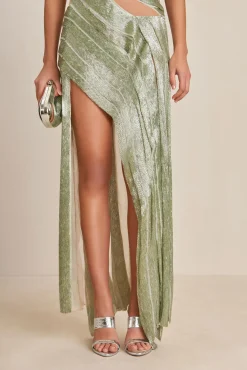 Gowns|Dresses><noscript><img width=