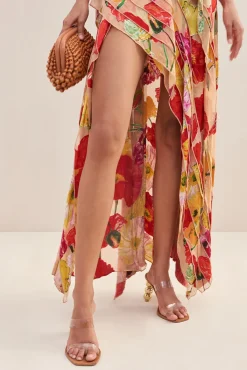 Gowns><noscript><img width=